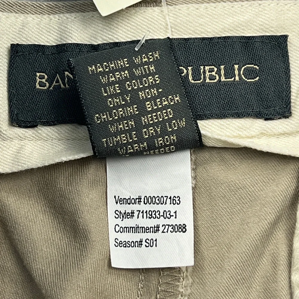 NEW Banana Republic Chino Shorts Men's 38 Khaki Twill 9